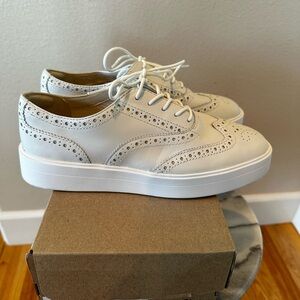 Clarks white leather 7.5